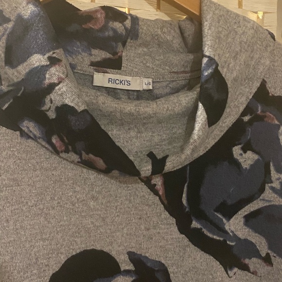 Ricki’s Long Sleeve Cowell Neck Floral Pattern Sweater Size L - Picture 3 of 6